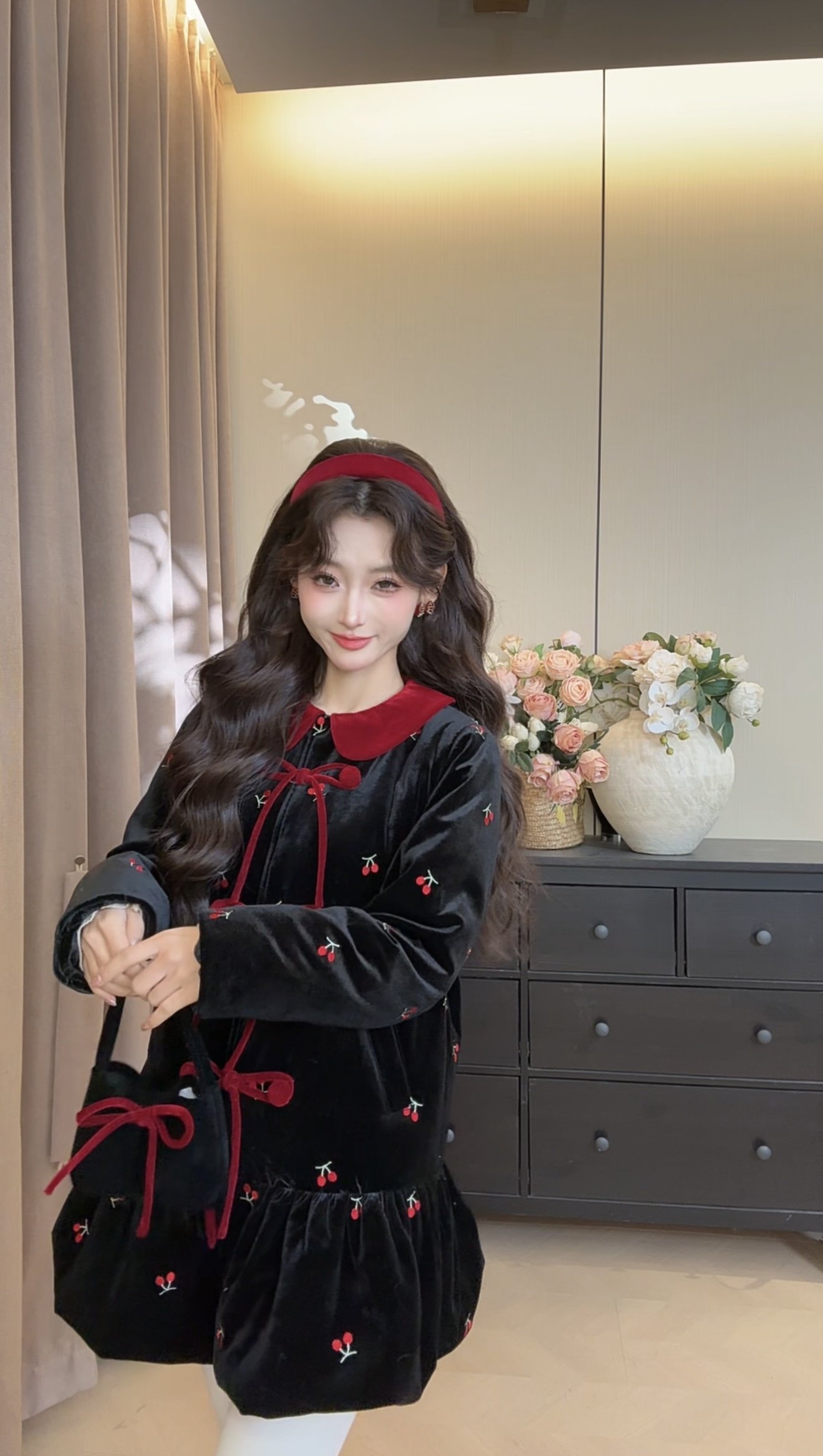 可可可欣【红绒丝带羽绒连衣裙】女装洋气时尚休闲原创小众老钱风