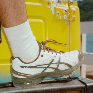 Temptation 奶油橄榄绿跑步鞋 Vacation ASICS亚瑟士联名款 代购