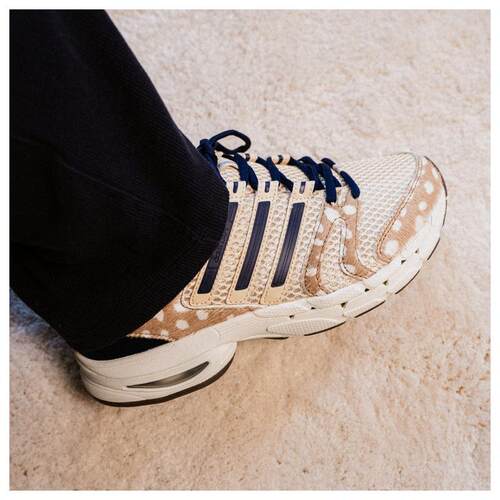 Adidas/阿迪达斯女士运动休闲鞋