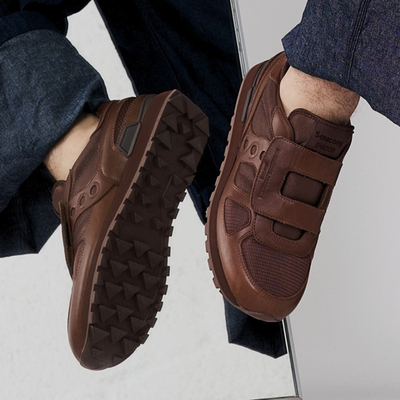 代购Engineered Garments X Saucony索康尼联名魔术贴一脚蹬跑鞋