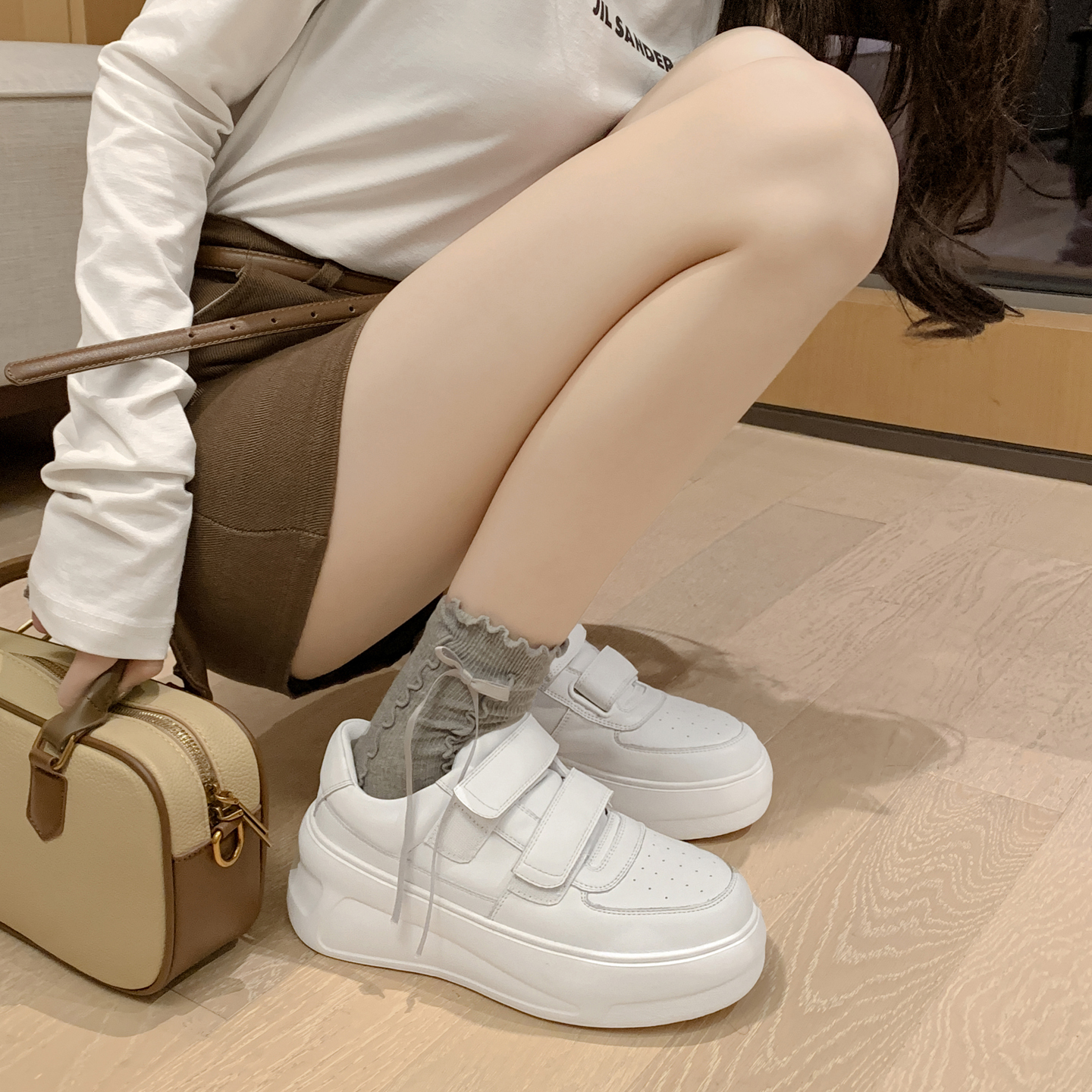 猫本喵增高8cm休闲真皮运动鞋