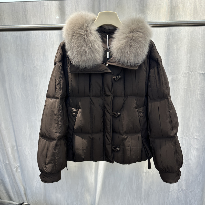 2025冬季新款气质宽松羽绒服