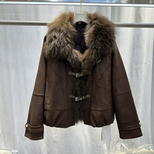 2025冬季新款狐狸毛领白鸭绒皮草外套宽松减龄麂皮绒短款上衣8878