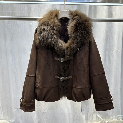 0001狐狸毛领白鸭绒短款羽绒服