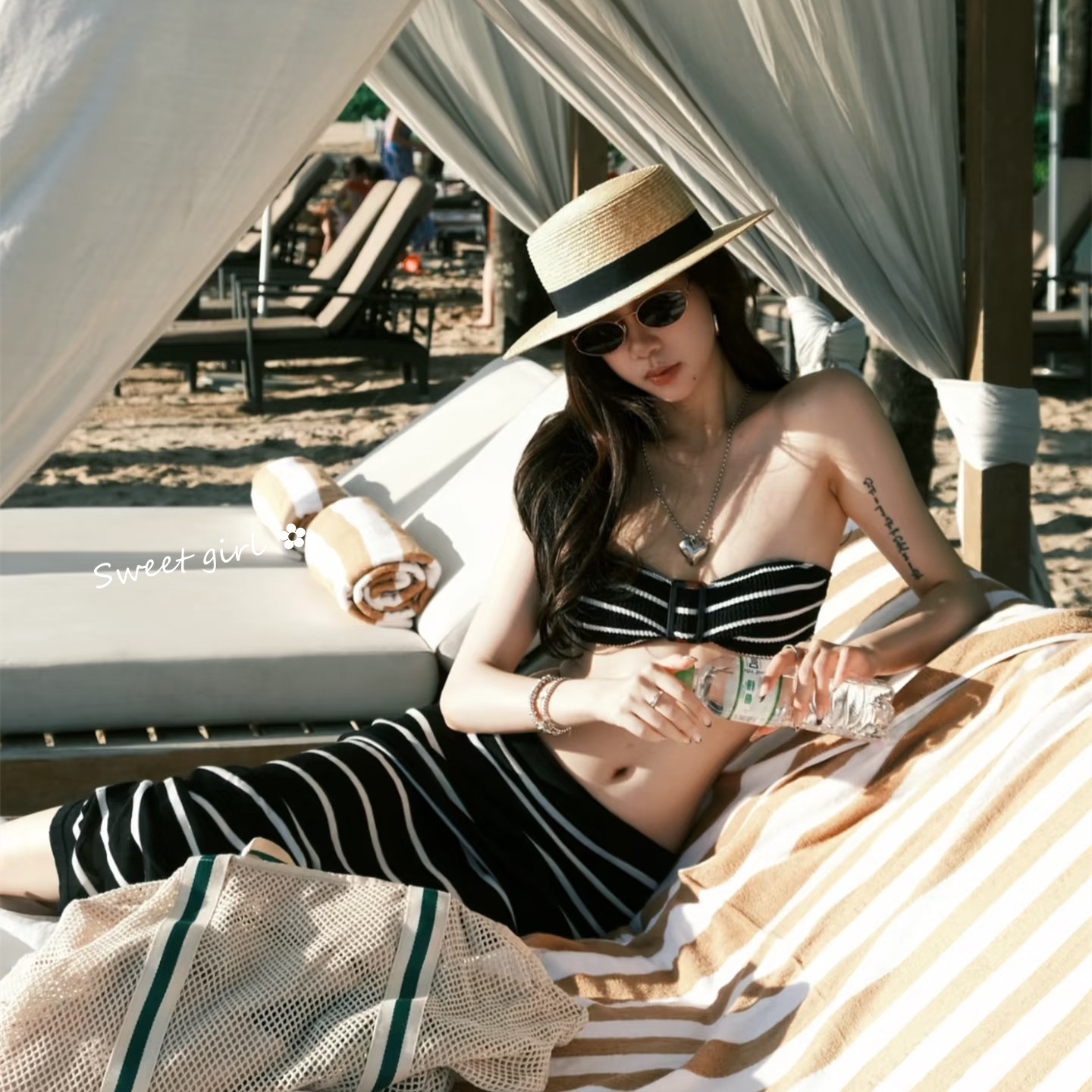 泰国性感辣妹纯欲黑白条纹比基尼抹胸半身裙三件套分体度假泳衣女,运动/瑜伽/健身/球迷用品,比基尼,淘宝优惠券,粉丝福利购,淘宝优惠卷