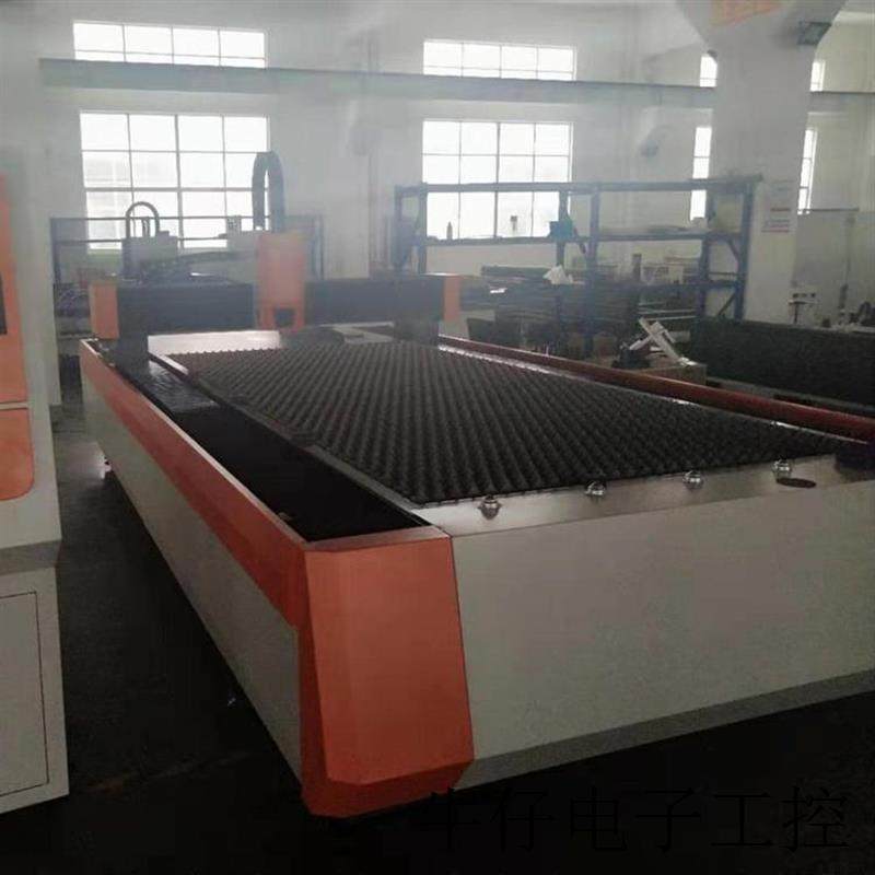 现货直销多规格视觉定位激光方管圆管激光切割机切管子金属管材