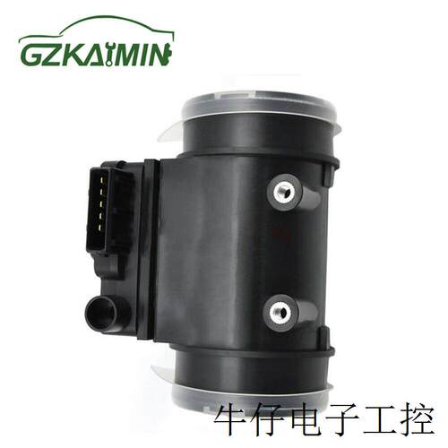 适用于马自达的带筒空气流量计  OE  G601-13-215 E5T50371