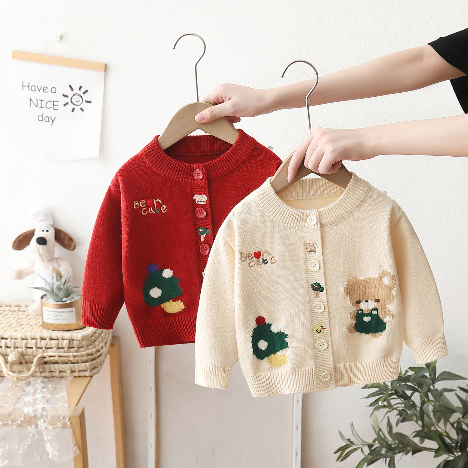 男童圣诞毛衣开衫小熊圆领外套