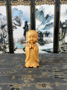 崖柏木雕小沙弥摆件复古禅意家居装饰手把件高8厘米