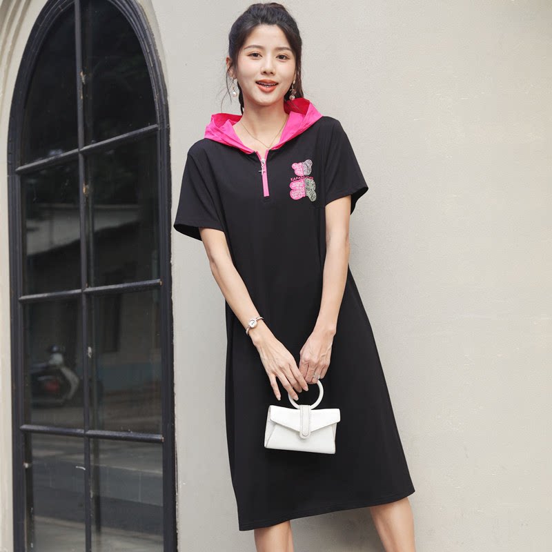 2024新款石头鱼大码女装夏季胖mm200斤遮肉显瘦时髦洋气连衣长裙