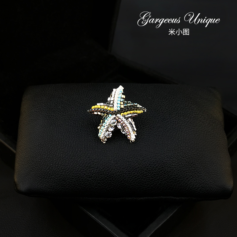 精致复古原创设计毛衣配饰小胸针