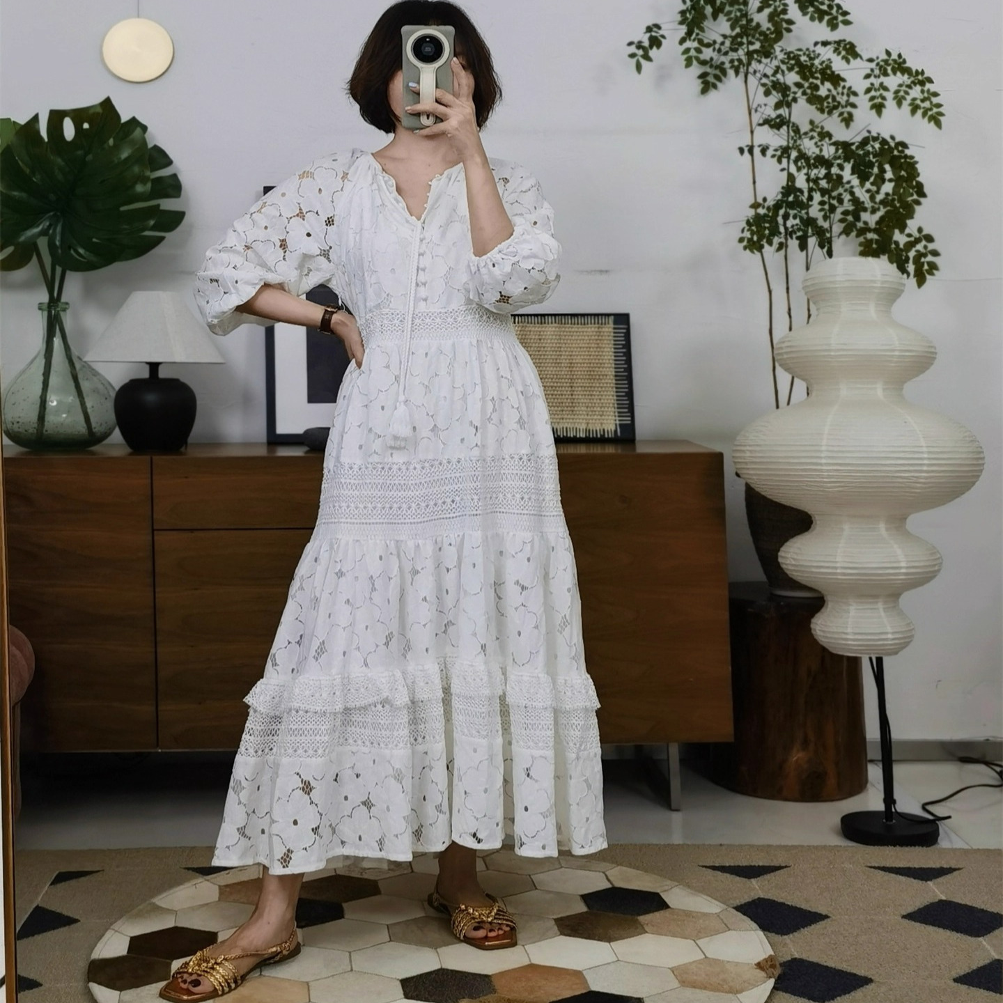 直播间选新 安娜 全件雕花小白裙