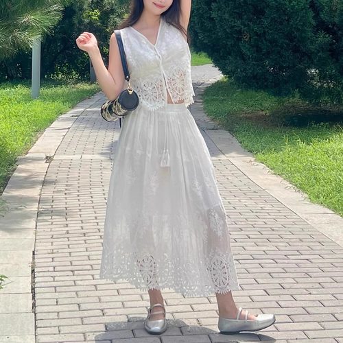 秘密盒子凯瑟琳 全件重磅精致亚麻刺绣花边绑带背心半身裙套装