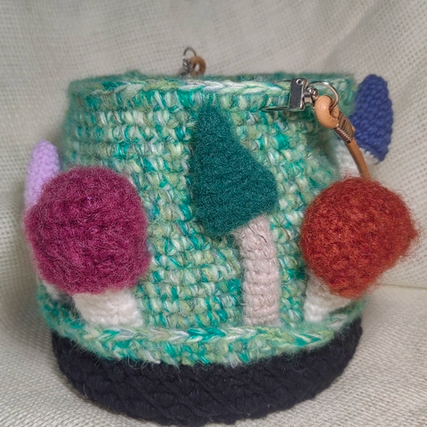 [嘎嘎成品]水桶包 手工钩织毛线包 儿童水彩笔手提包  森林蘑菇包,服饰配件/皮带/帽子/围巾,DIY编织材料包,淘宝优惠券,粉丝福利购,淘宝优惠卷