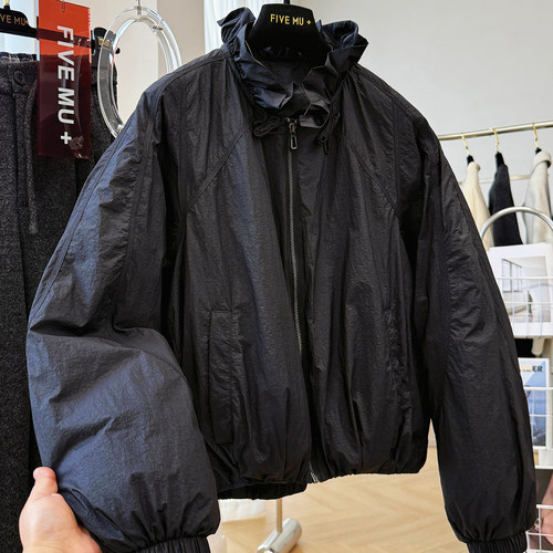 设计感木耳边领韩系轻薄羽绒服女