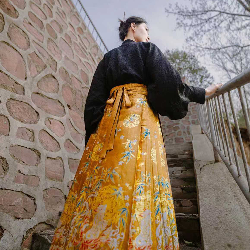 原创九尾狐马面妆花汉服明制织金重工日常显瘦刺绣2025新款中式