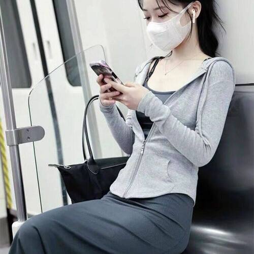 秋季新款气质修身显瘦薄款开衫上衣女学生短款休闲长袖连帽小外套