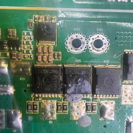 IPT015N10N5 丝印 015N10N5 贴片场效应管 N沟道300A100V