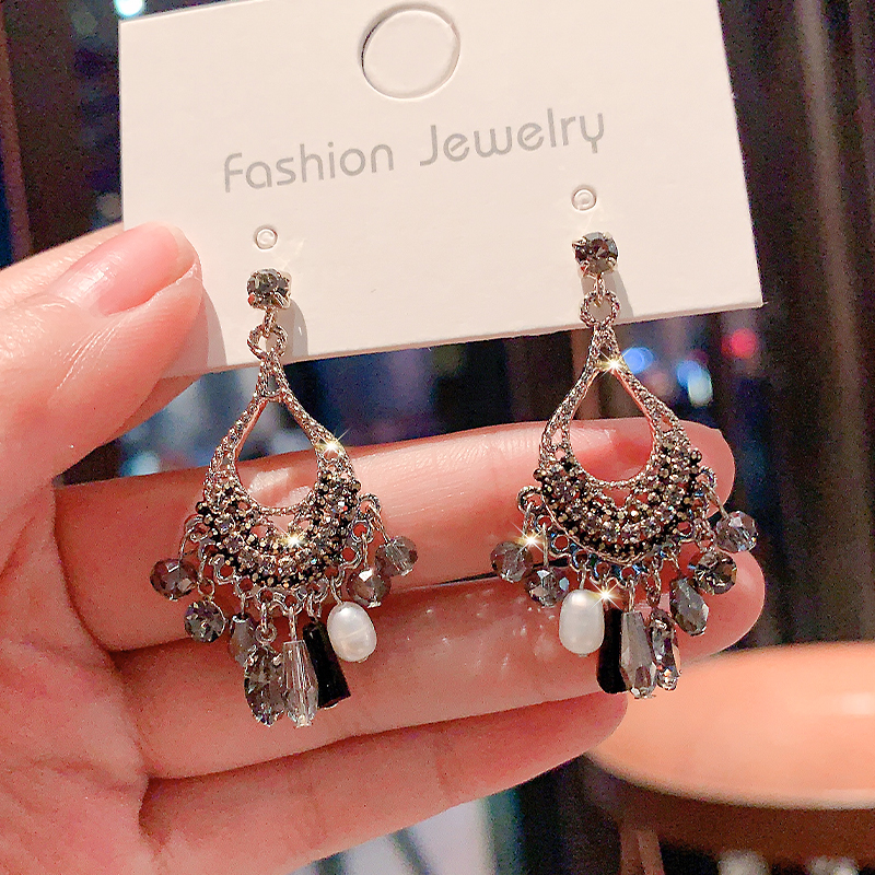 爆款月销10万件的水晶银针耳订