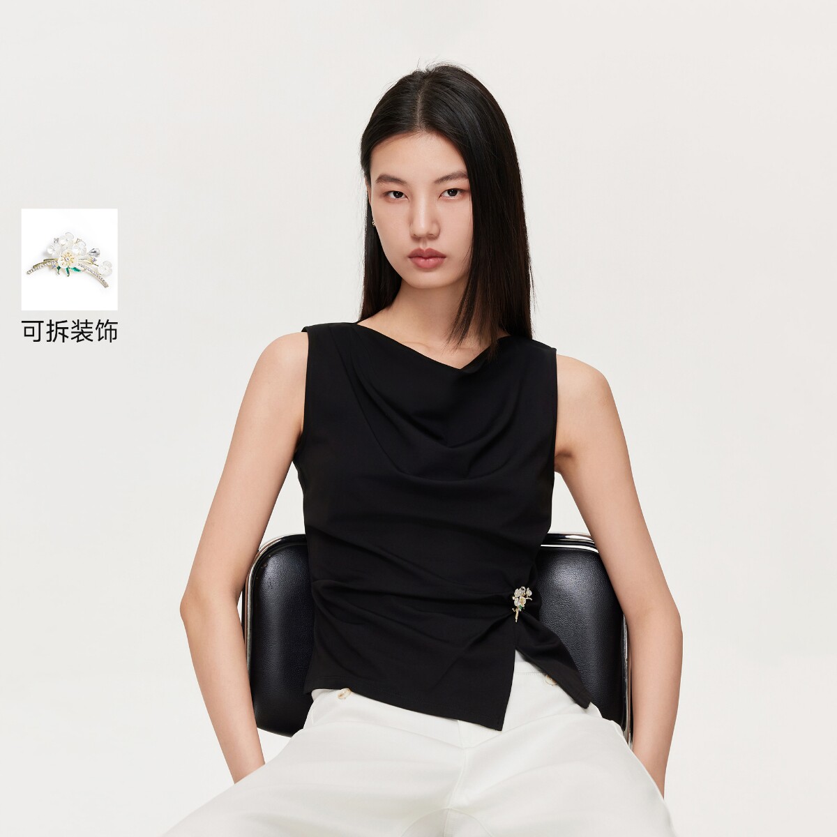 v区绫致Vero ModaT恤女2026夏季不对称领口可拆卸金属胸针上衣