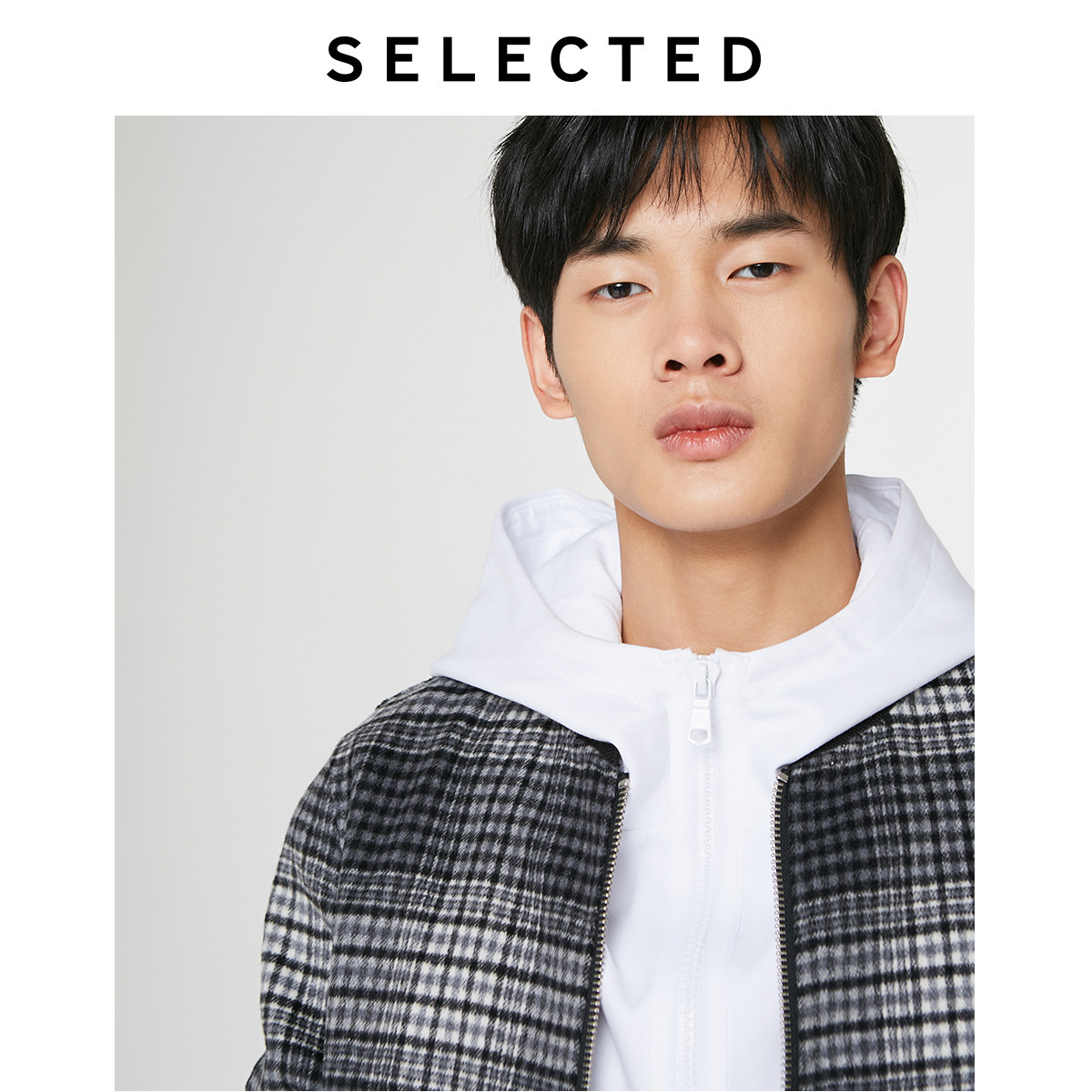 [특구 구매시 최대 10% 할인] SELECTED SELECTED 울 체크 베이스볼 칼라가 돋보이는 양면 모직 코트가 트렌디해요