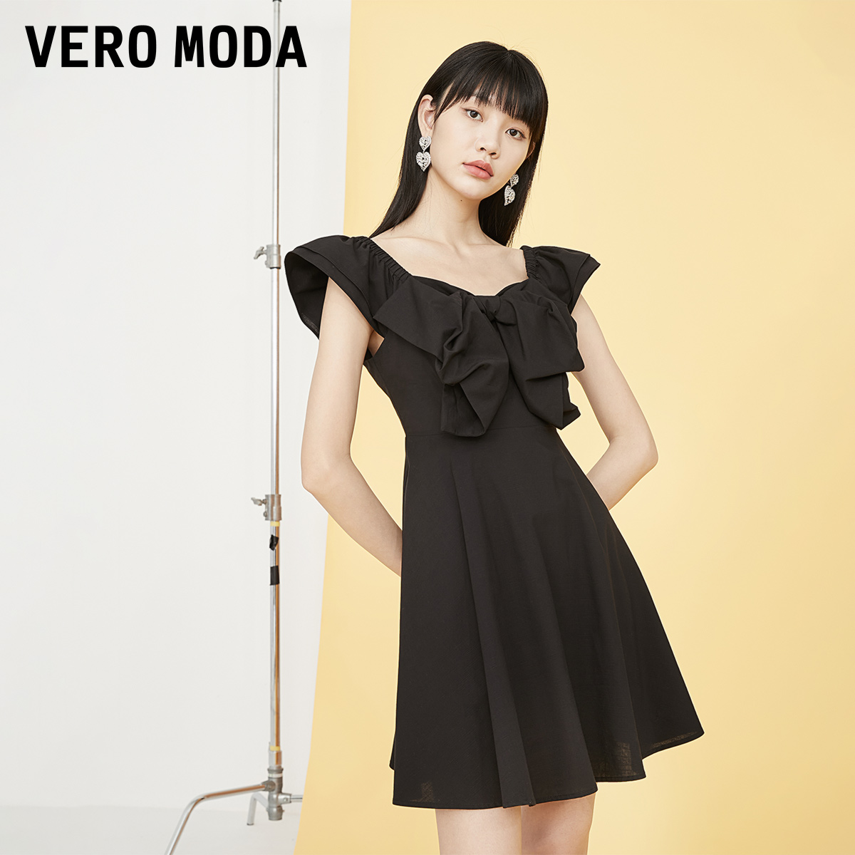 t区绫致Vero Moda2024春夏新款浪漫法式立体蝴蝶结修身连衣裙