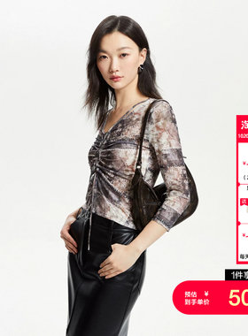 tq区绫致Vero Moda T恤女秋冬V领七分袖修身抽绳短款个性街头