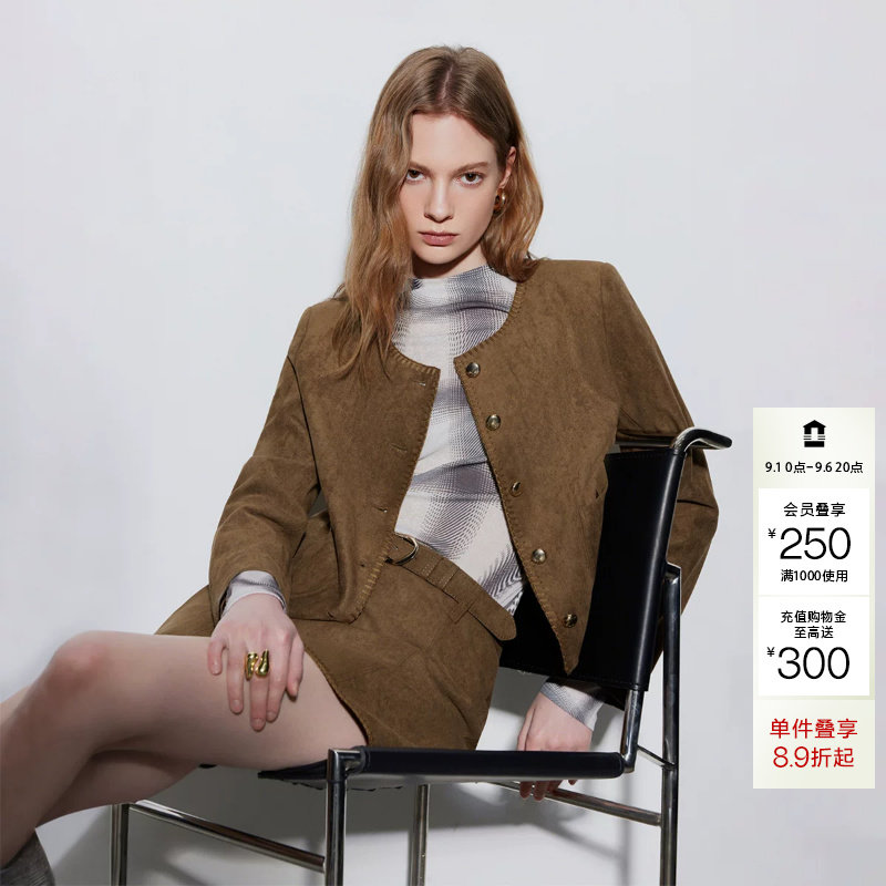 绫致ONLY2026春季新款圆领立体贴袋金属纽扣西服外套女图片