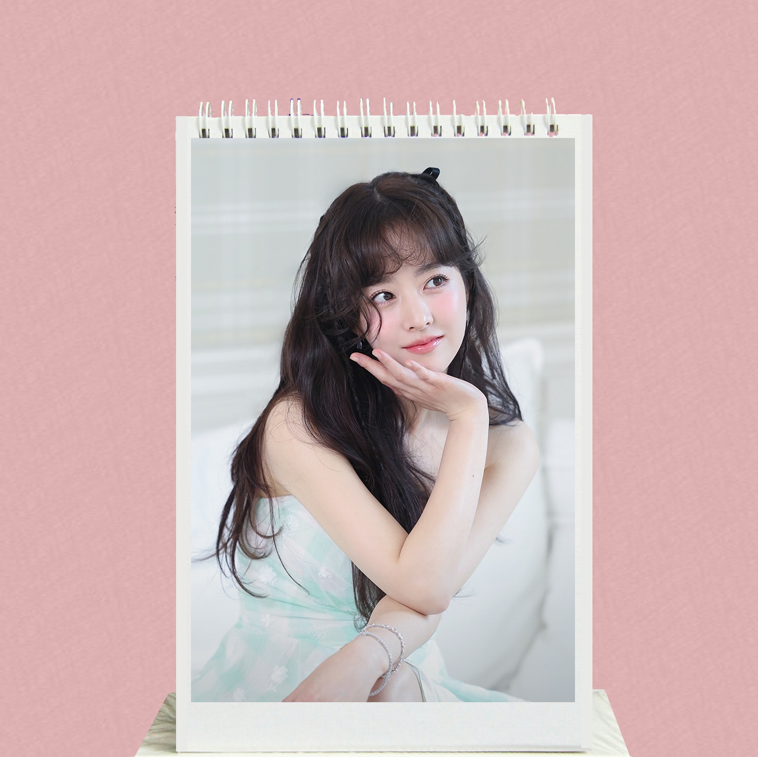 朴宝英/IU李智恩/李知恩/徐玄振/金宥真2026/27年台历日历可站立