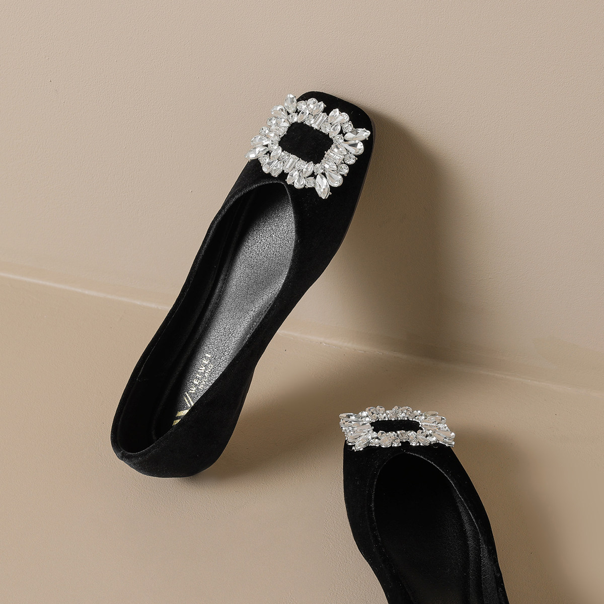 法式方头单鞋女浅口2026新款春季鞋子软底黑色女士平底鞋水钻瓢鞋,女鞋,浅口单鞋,淘宝优惠券,粉丝福利购,淘宝优惠卷