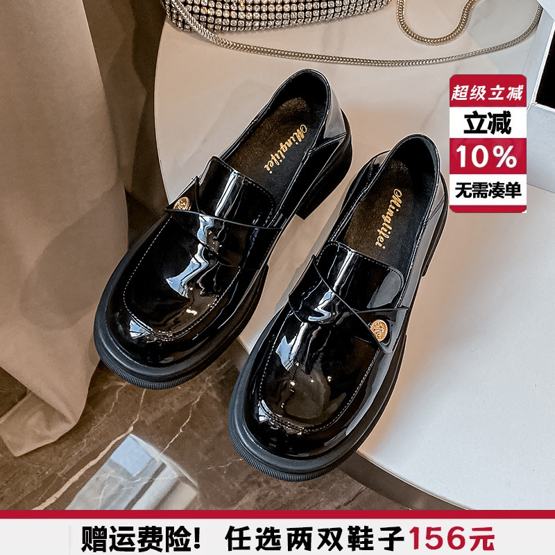 黑色英伦小皮鞋秋季大码女鞋