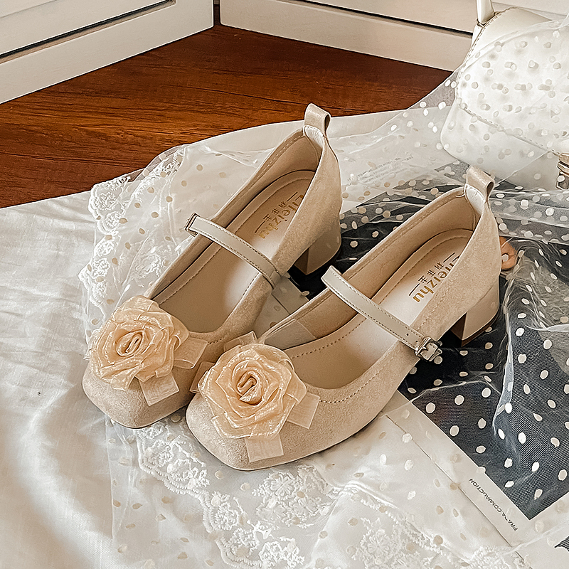 法式复古粗跟玛丽珍鞋方头高跟鞋