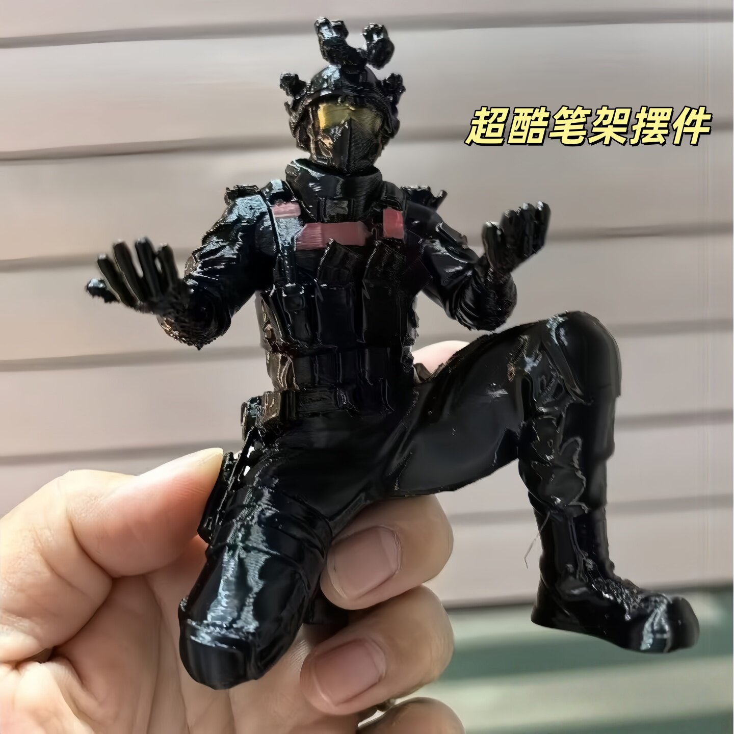 三角洲行动威龙笔架潮玩手办图片