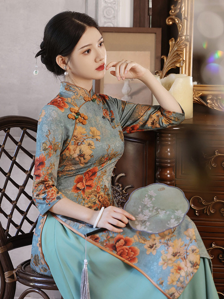 2024春新款仿花罗旗袍中长款改良七分袖奥黛越南复古民族风连衣裙