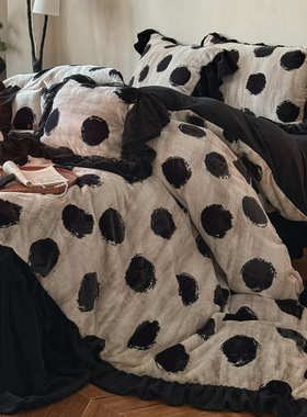 冬季加厚保暖雪貂绒四件套公主风双面珊瑚牛奶绒波点被套床裙床品