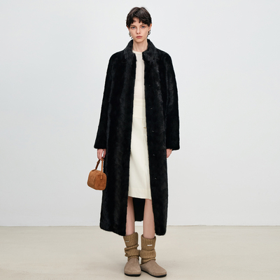 2025新款冬季黑色水貂毛皮草