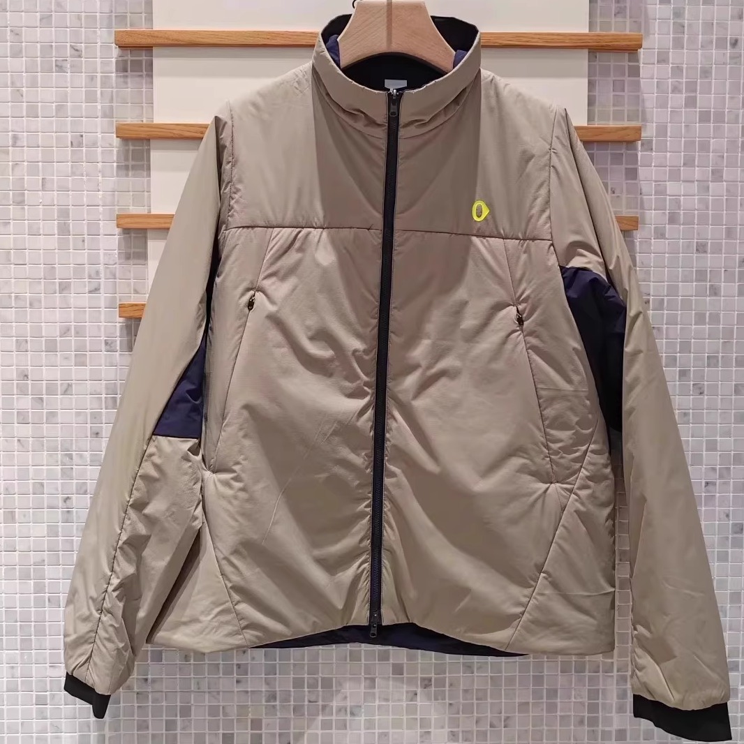 2025年女士素然专比新品秋季外运动旅行双面穿铺棉外套A0243JA14