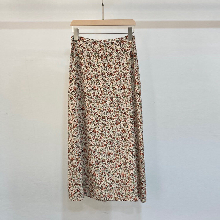 初溯家2026春夏新款欧货半身裙女气质小碎花高腰真丝中长款裙子