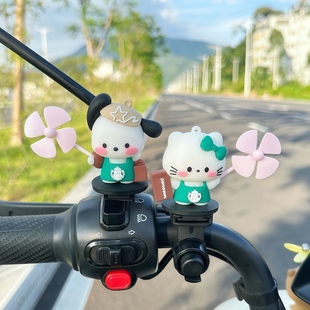 饰车载摆件 可爱帕恰狗kitty猫电动车小风车公路自行车摩托车装