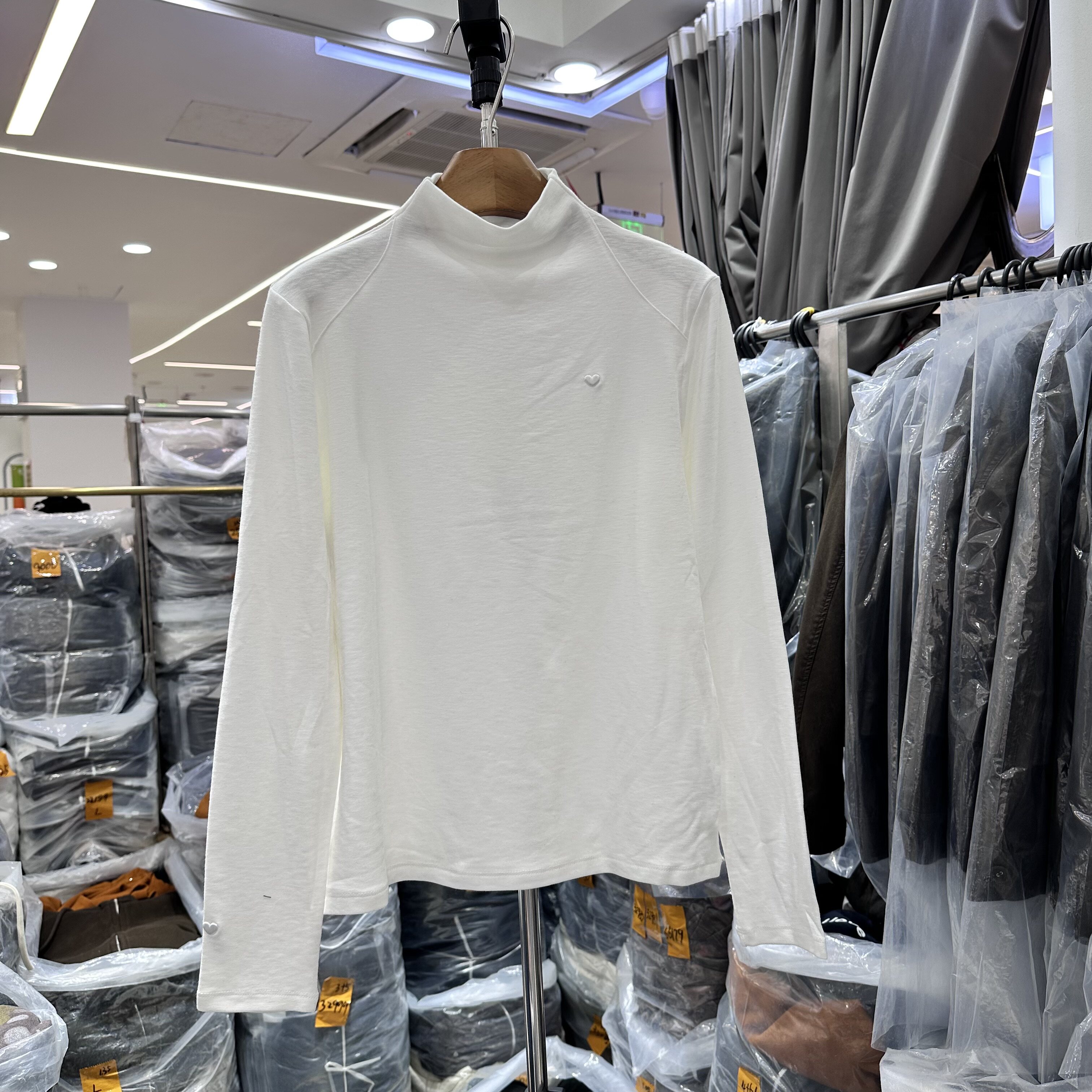 YZOY63363正品加绒加厚T恤上衣