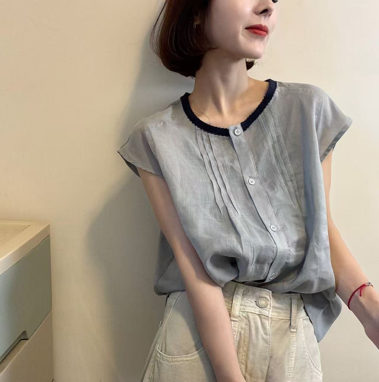 2025夏季新款韩版时尚拼色圆领褶皱短袖衬衫女气质棉麻休闲上衣