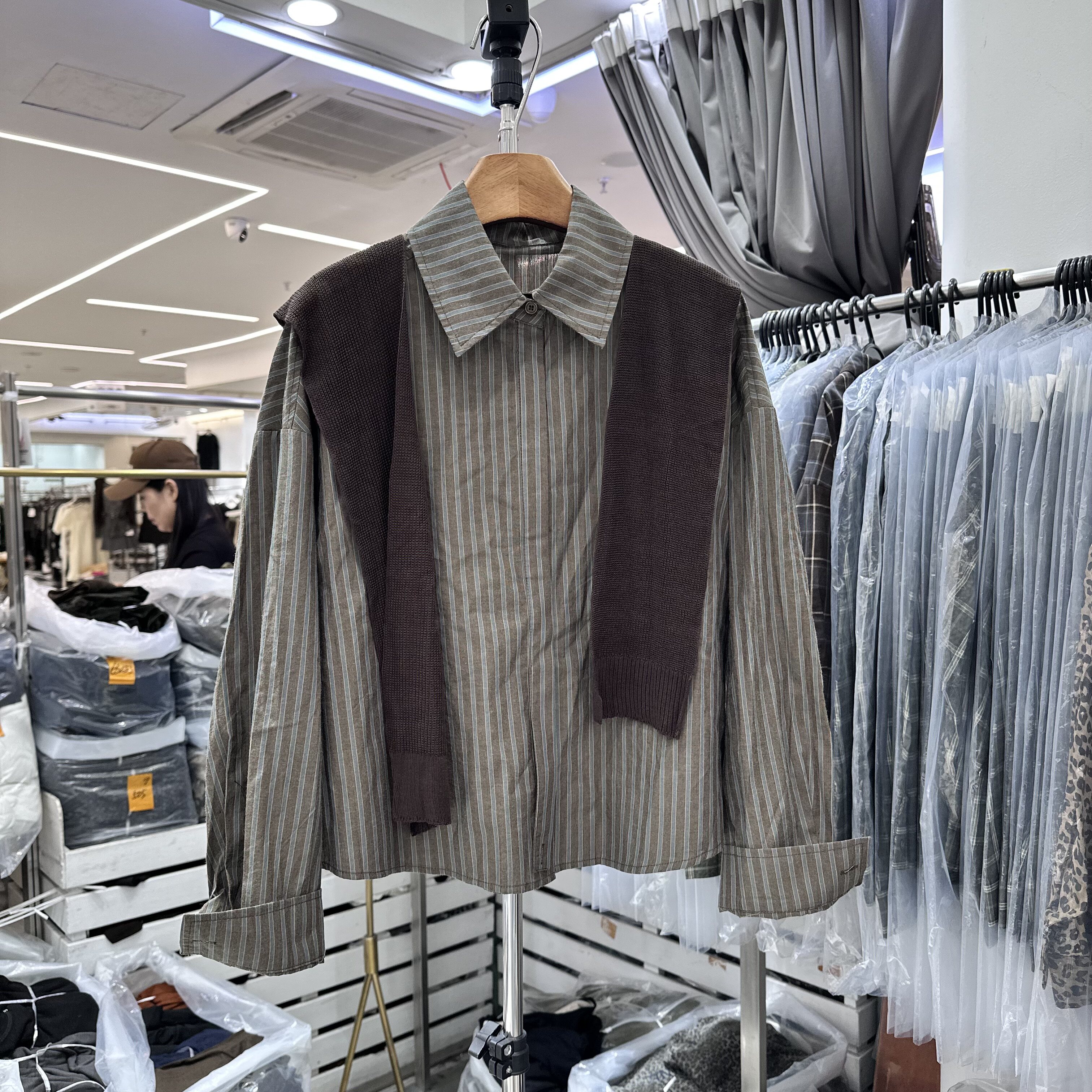 WeiMeng维梦9761披肩条纹衬衣