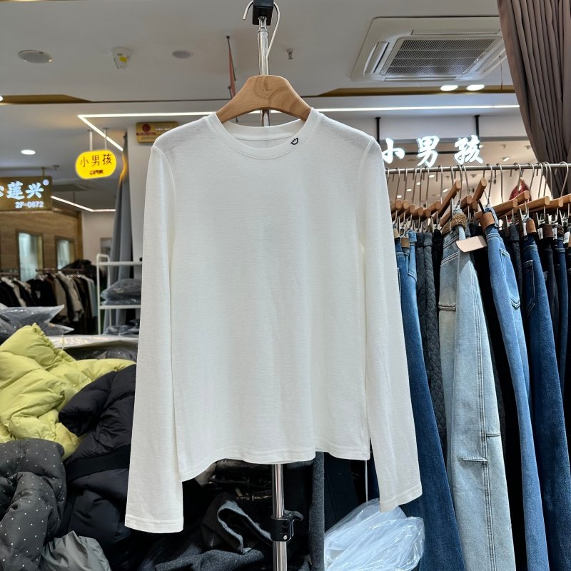 ONE12620笑脸绵羊毛T恤衫