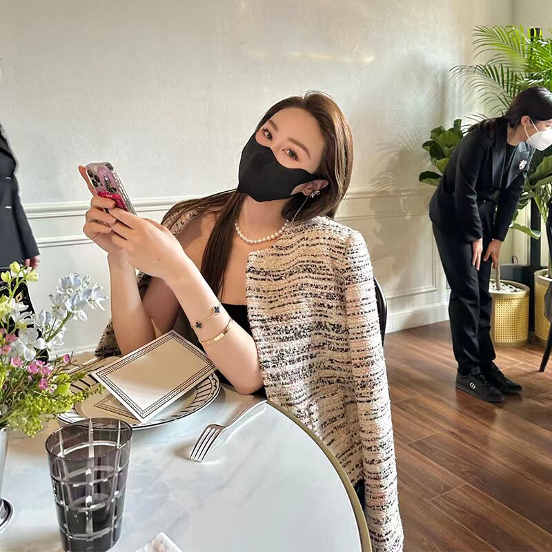 春秋新品气质名媛法式圆领条纹时尚百搭开衫小香风短款外套上衣女