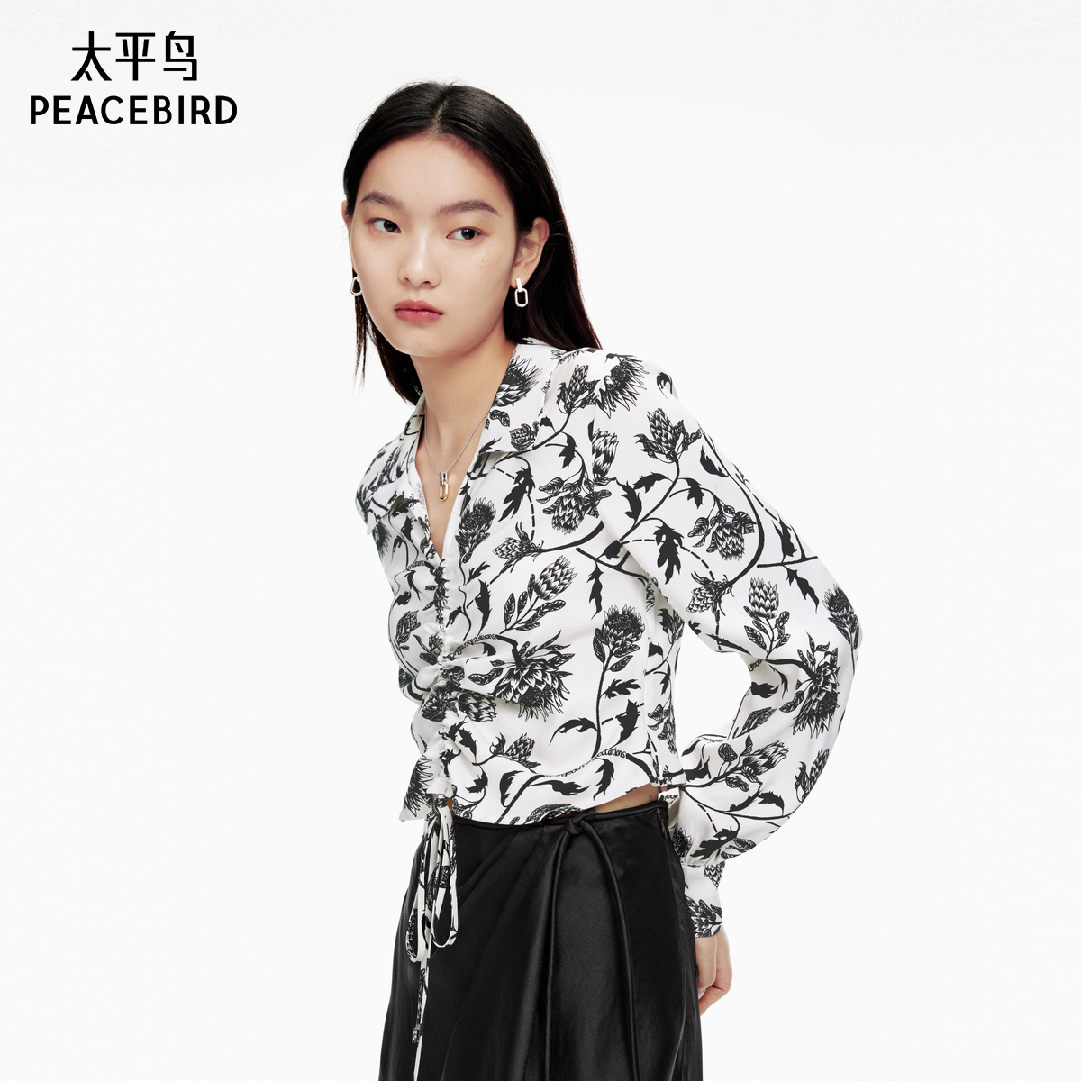 太平鸟女装年夏季新款时尚抽褶上衣A1CDE2167