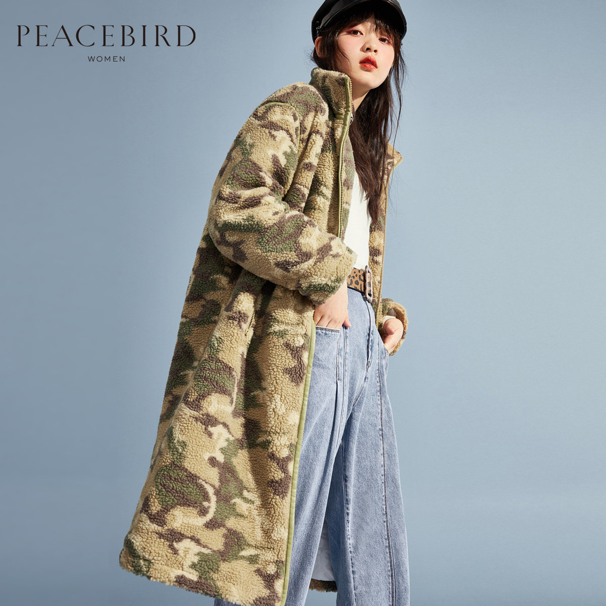 太平鸟迷彩颗粒绒外套女2019冬季新款韩版宽松中长款大衣