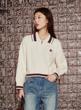 太平鸟冬季款prince联名拉链套头衫A3EEE424H