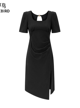 太平鸟女装2024年夏季款抽皱针织连衣裙A1FAE2411