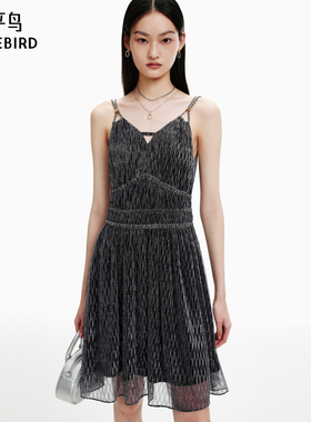 太平鸟女装2025年夏季款氛围感吊带裙A1FAE2616