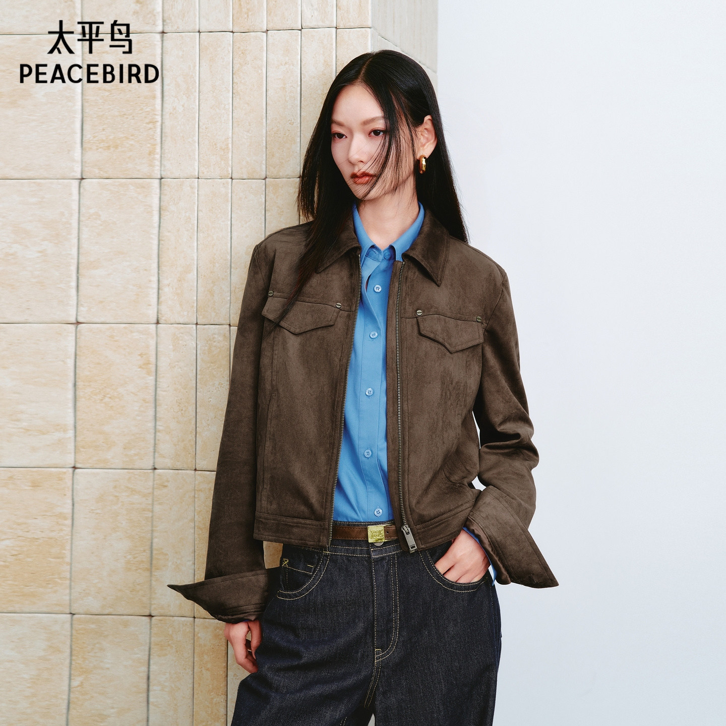 太平鸟早秋仿麂皮短款翻领外套女图片